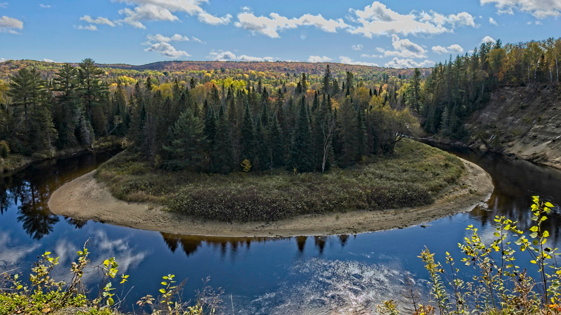 A fall trip to and around Algonquin Park.